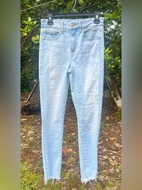American Eagle The Lu(x)e Jean, Size 6 Regular, EUC